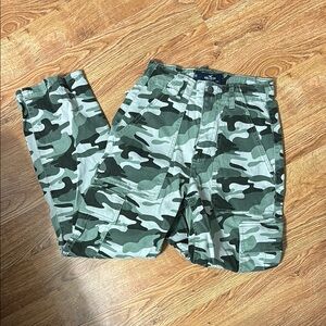 Hollister Green Camouflage Pants